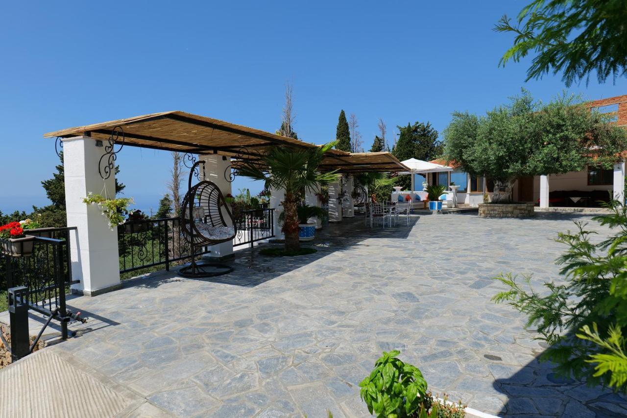 Hotel Panorama Piqeras Exterior photo